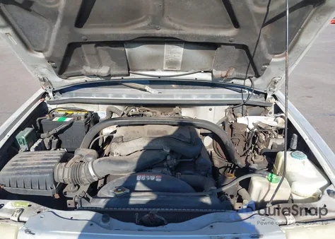 2000 Suzuki Grand Vitara Jls/Jls+/Limited z USA, uszkodzony, nr VIN JS3TE62V6Y4109305